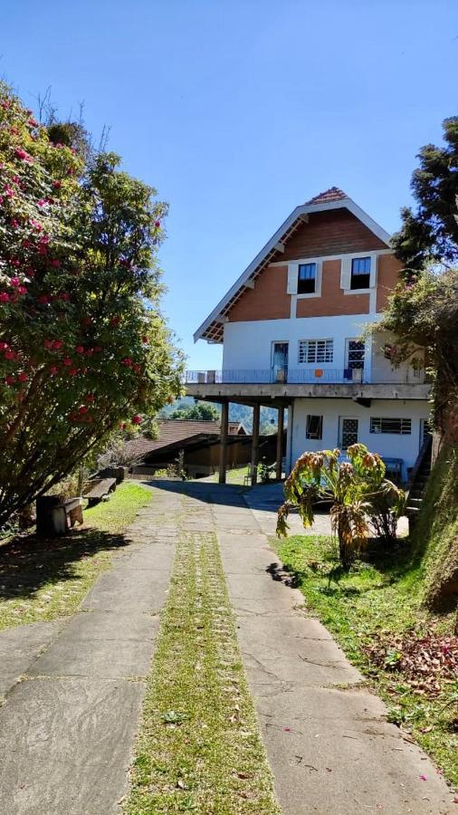 Recanto Dubieux Suites Campos do Jordao Bagian luar foto